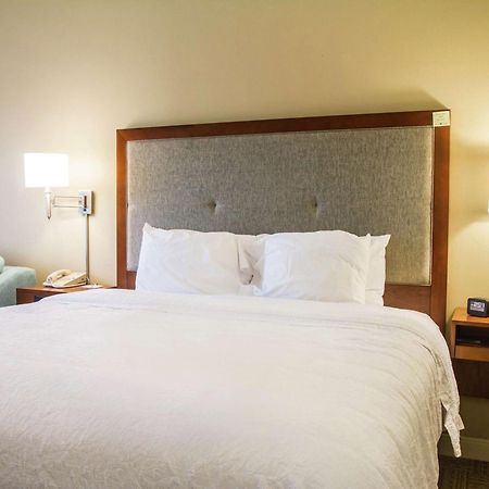 Hampton Inn Charleston-Daniel Island מראה חיצוני תמונה