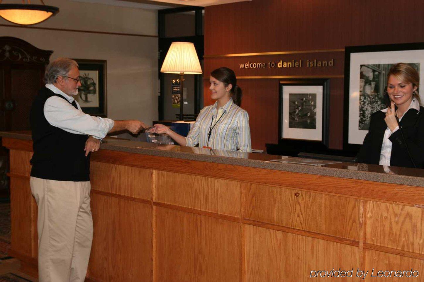 Hampton Inn Charleston-Daniel Island מראה חיצוני תמונה